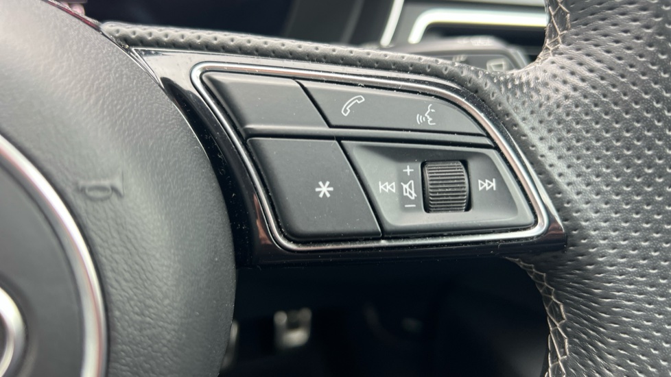 Audi A4 35 TFSI Black Edition 5dr S Tronic Petrol Estate - Image 37