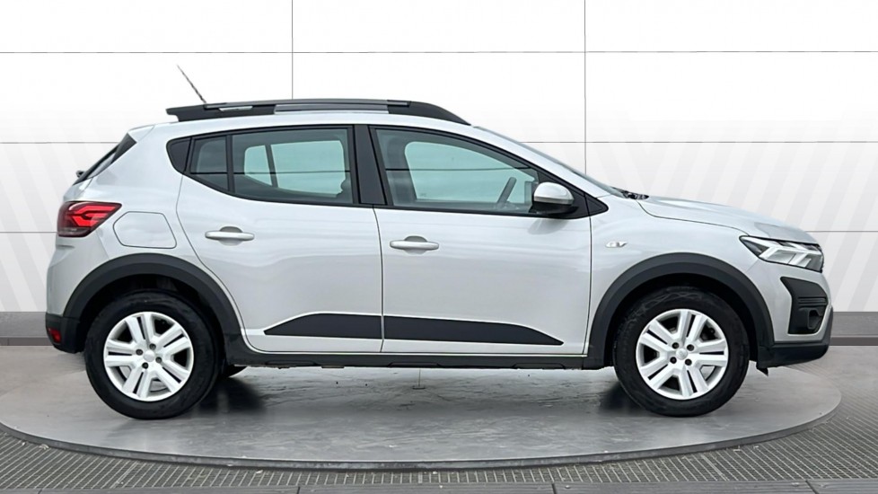 Dacia Sandero Stepway 1.0 TCe Expression 5dr Petrol Hatchback - Image 5