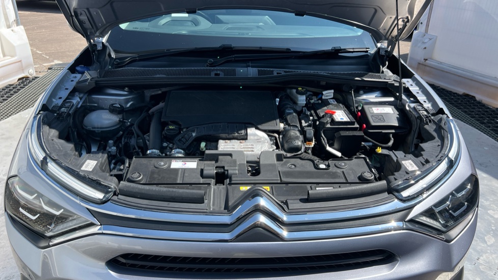 Citroen C4 1.2 PureTech [130] Max 5dr Auto Petrol Hatchback - Image 8