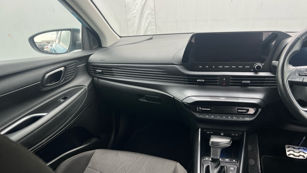 Hyundai BAYON 1.0 TGDi 48V MHEV Premium 5dr DCT Petrol Hatchback - Image 14