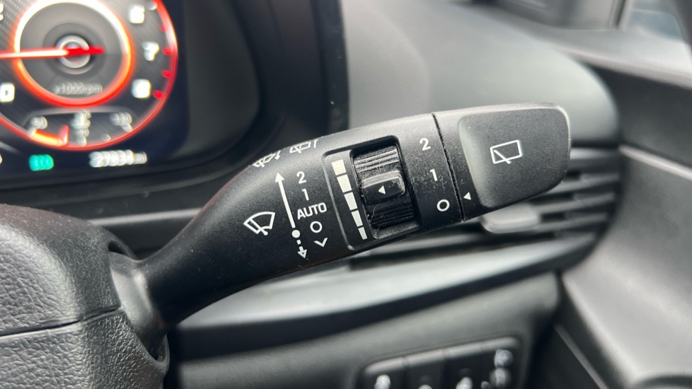 Hyundai BAYON 1.0 TGDi 48V MHEV Premium 5dr DCT Petrol Hatchback - Image 35