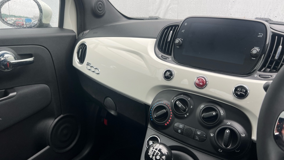 Fiat 500 1.0 Mild Hybrid 3dr Petrol Hatchback - Image 14