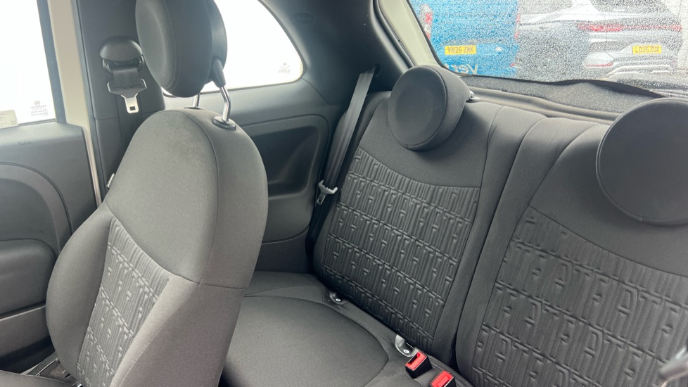 Fiat 500 1.0 Mild Hybrid 3dr Petrol Hatchback - Image 16