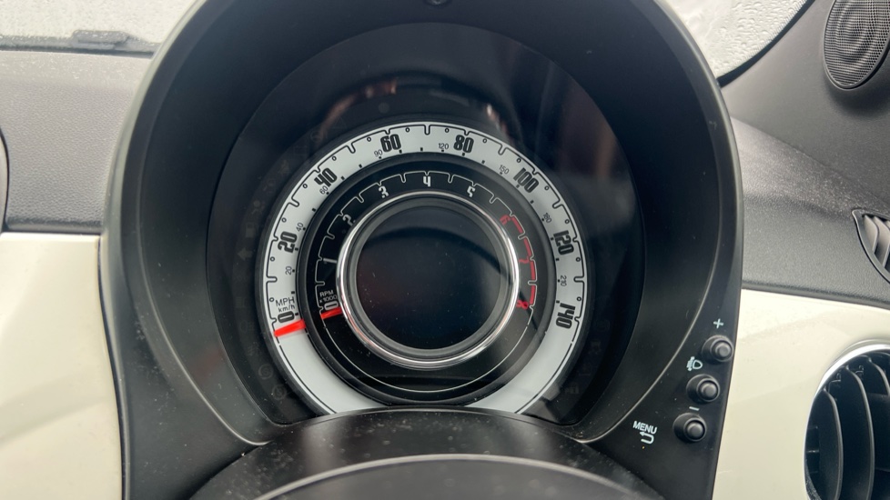 Fiat 500 1.0 Mild Hybrid 3dr Petrol Hatchback - Image 18