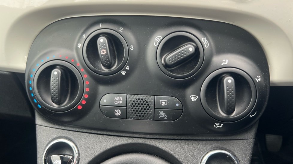 Fiat 500 1.0 Mild Hybrid 3dr Petrol Hatchback - Image 25