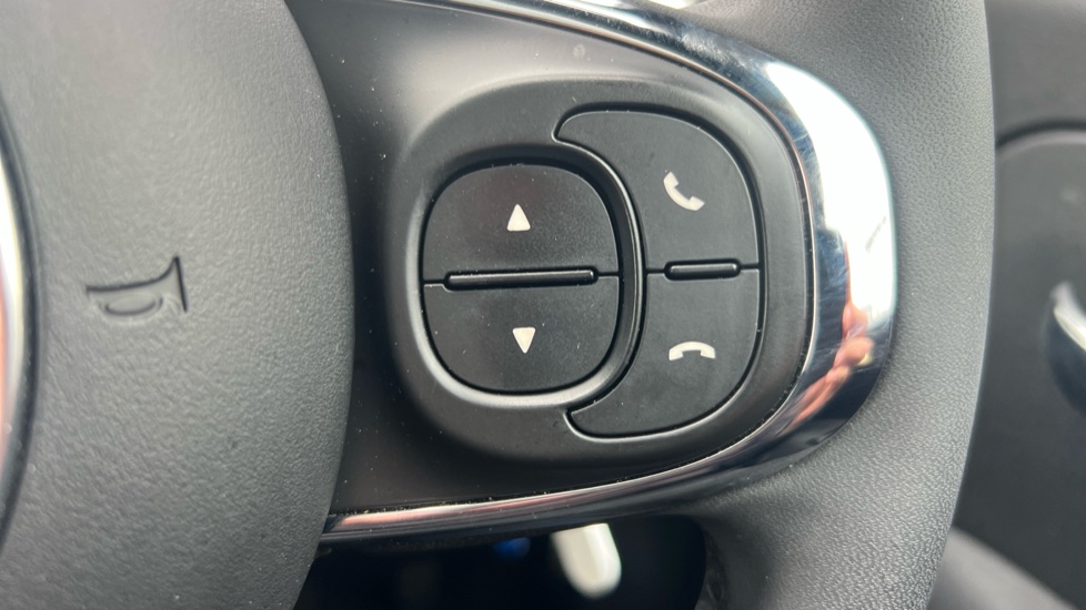 Fiat 500 1.0 Mild Hybrid 3dr Petrol Hatchback - Image 31