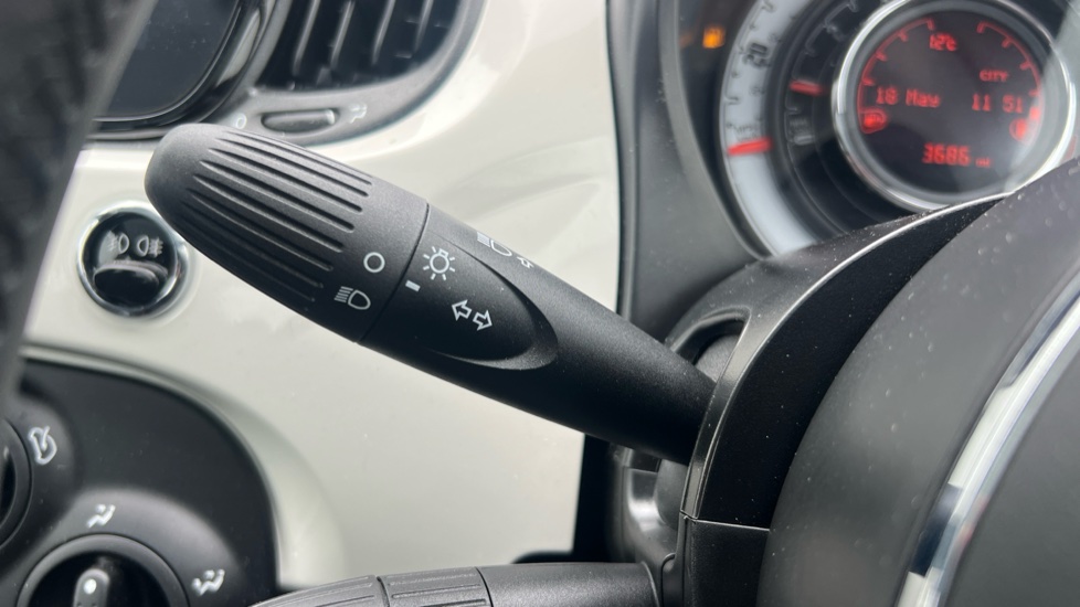 Fiat 500 1.0 Mild Hybrid 3dr Petrol Hatchback - Image 32