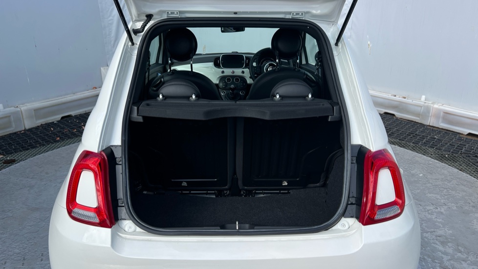 Fiat 500 1.0 Mild Hybrid Launch Edition 3dr Petrol Hatchback - Image 4