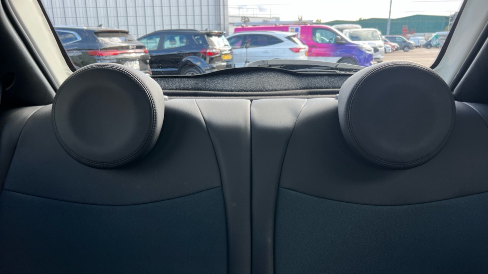 Fiat 500 1.0 Mild Hybrid Launch Edition 3dr Petrol Hatchback - Image 15