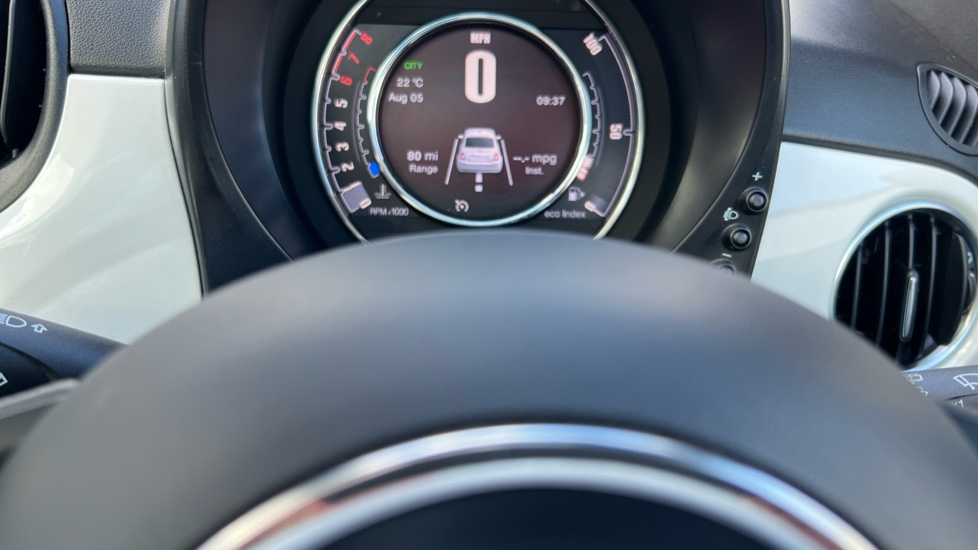 Fiat 500 1.0 Mild Hybrid Launch Edition 3dr Petrol Hatchback - Image 18
