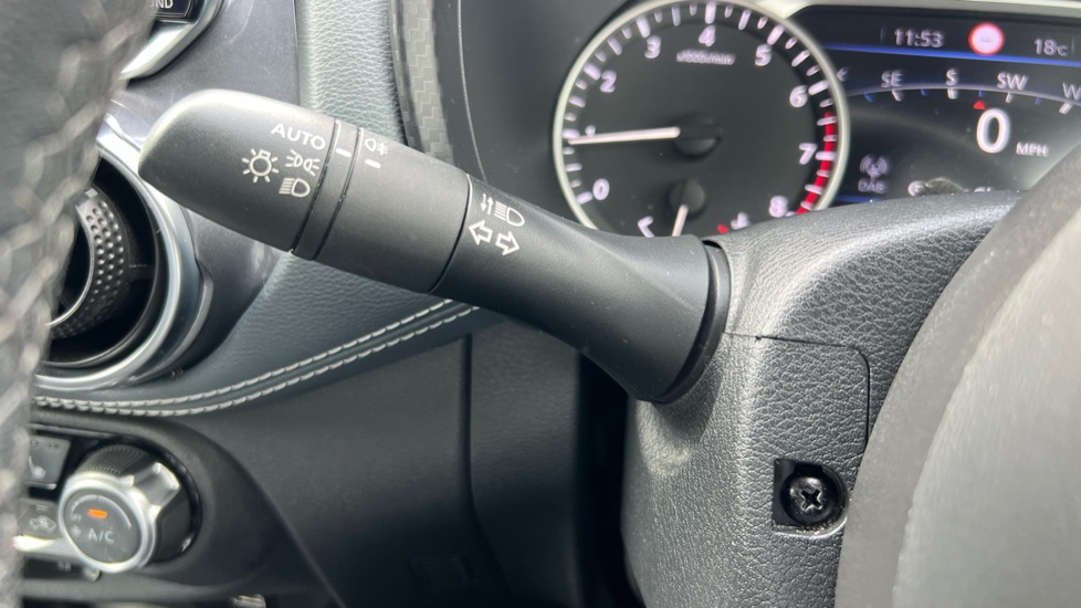 Nissan Juke 1.0 DiG-T 114 N-Connecta 5dr Petrol Hatchback - Image 36