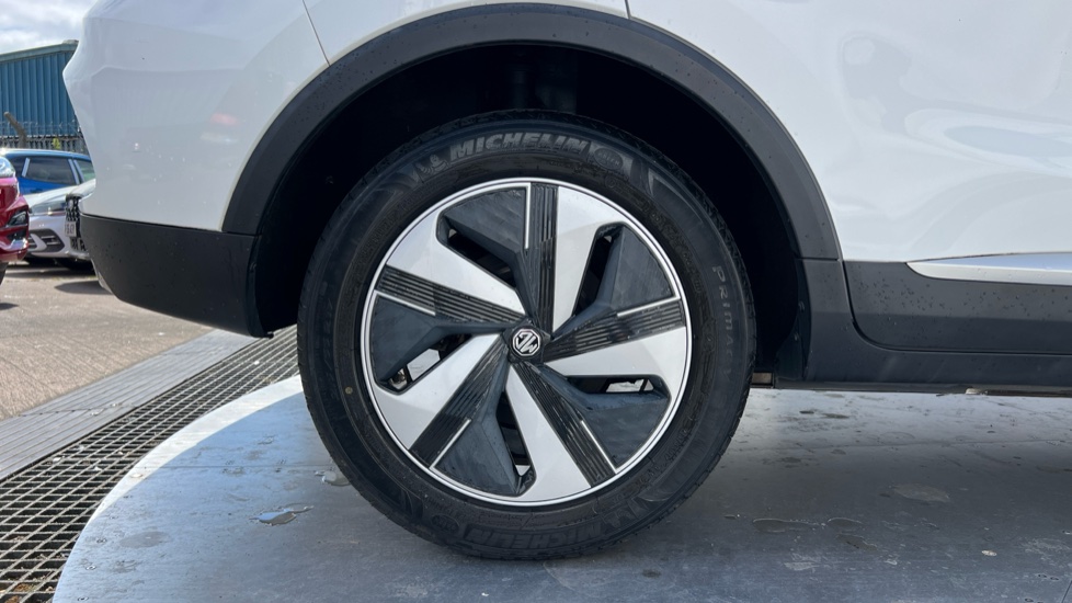 MG ZS 130kW Trophy EV 51kWh 5dr Auto Electric Hatchback - Image 7