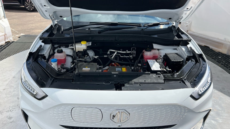 MG ZS 130kW Trophy EV 51kWh 5dr Auto Electric Hatchback - Image 8