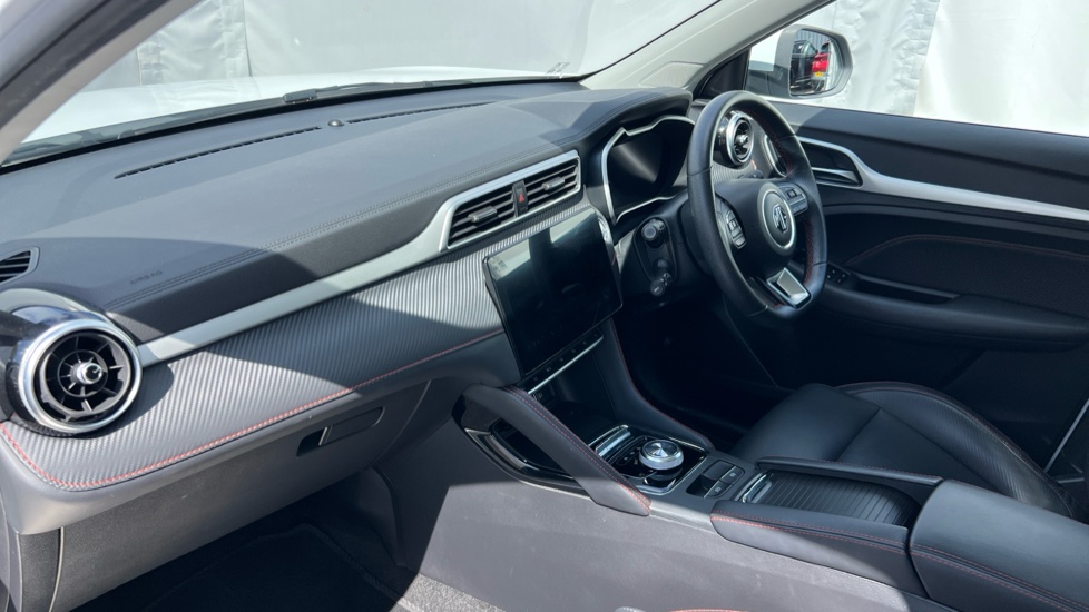 MG ZS 130kW Trophy EV 51kWh 5dr Auto Electric Hatchback - Image 9