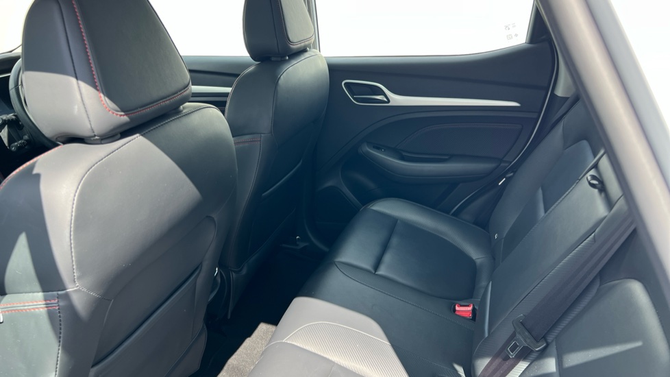 MG ZS 130kW Trophy EV 51kWh 5dr Auto Electric Hatchback - Image 16