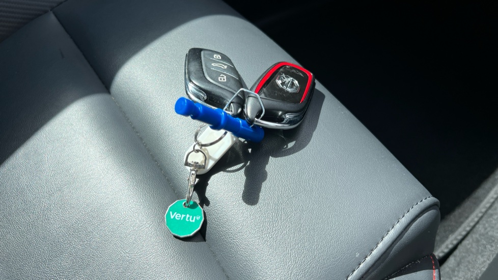 MG ZS 130kW Trophy EV 51kWh 5dr Auto Electric Hatchback - Image 20