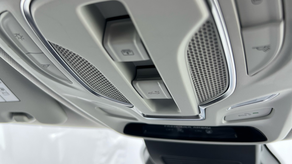 MG ZS 130kW Trophy EV 51kWh 5dr Auto Electric Hatchback - Image 30