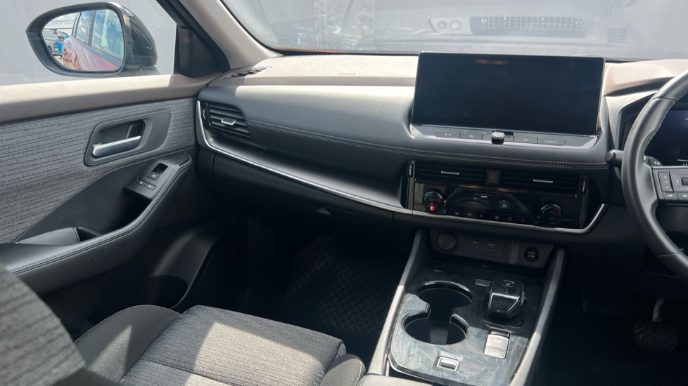 Nissan X-Trail 1.5 E-Power 204 N-Connecta 5dr Xtronic Hybrid Station Wagon - Image 14