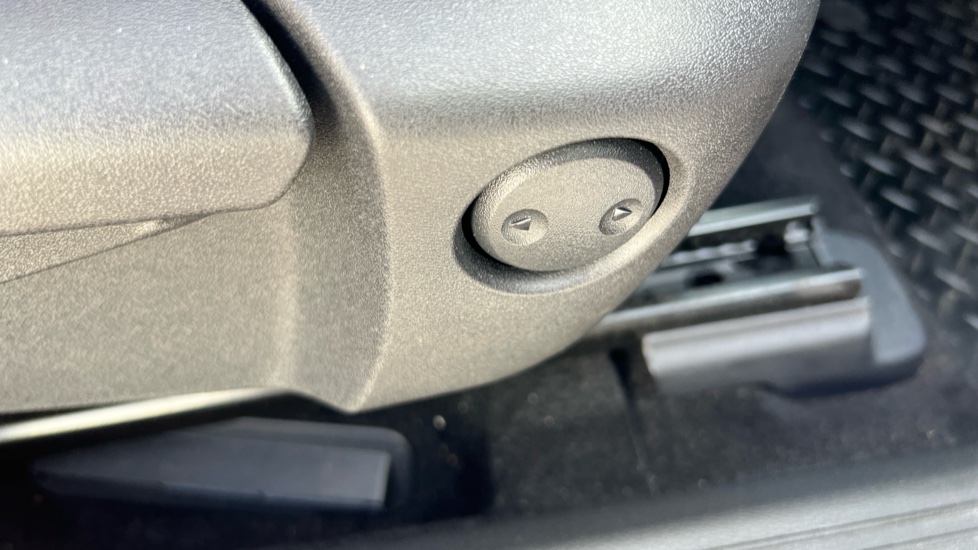 Nissan X-Trail 1.5 E-Power 204 N-Connecta 5dr Xtronic Hybrid Station Wagon - Image 41