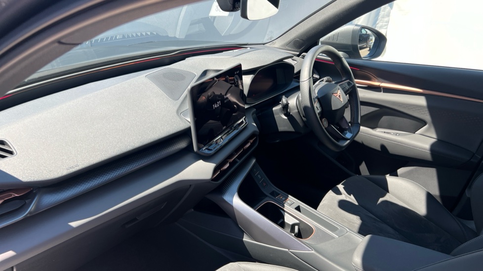 CUPRA Terramar 1.5 eTSI 150 V2 5dr DSG Petrol Hatchback - Image 9