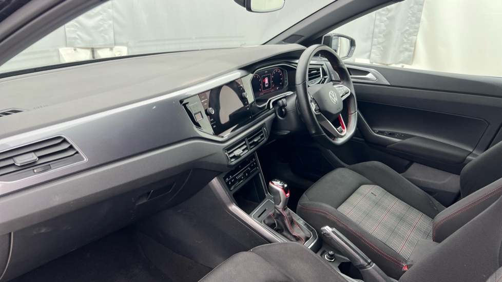 Volkswagen Polo 2.0 TSI GTI 5dr DSG Petrol Hatchback - Image 9