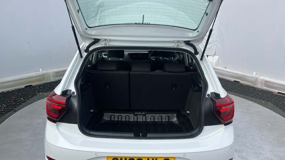 Volkswagen Polo 1.0 TSI Style 5dr Petrol Hatchback - Image 4