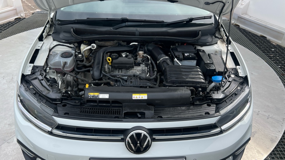 Volkswagen Polo 1.0 TSI Style 5dr Petrol Hatchback - Image 8
