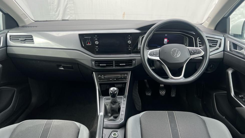 Volkswagen Polo 1.0 TSI Style 5dr Petrol Hatchback - Image 10
