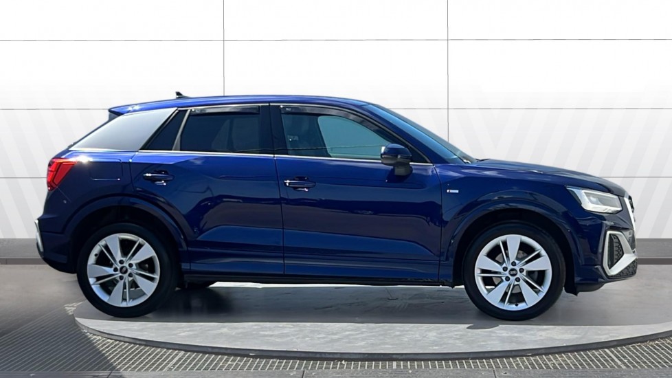 Audi Q2 35 TFSI S Line 5dr S Tronic Petrol Estate - Image 5