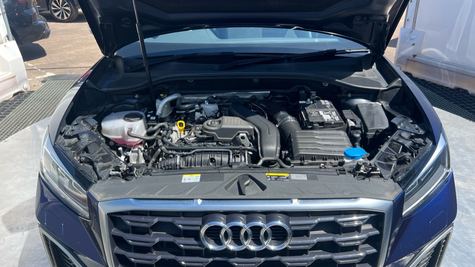 Audi Q2 35 TFSI S Line 5dr S Tronic Petrol Estate - Image 8