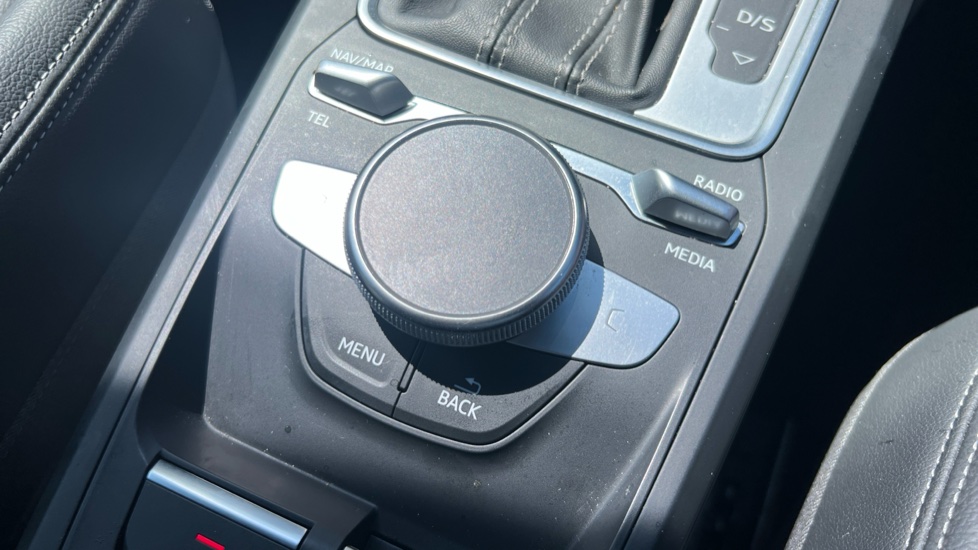 Audi Q2 35 TFSI S Line 5dr S Tronic Petrol Estate - Image 29