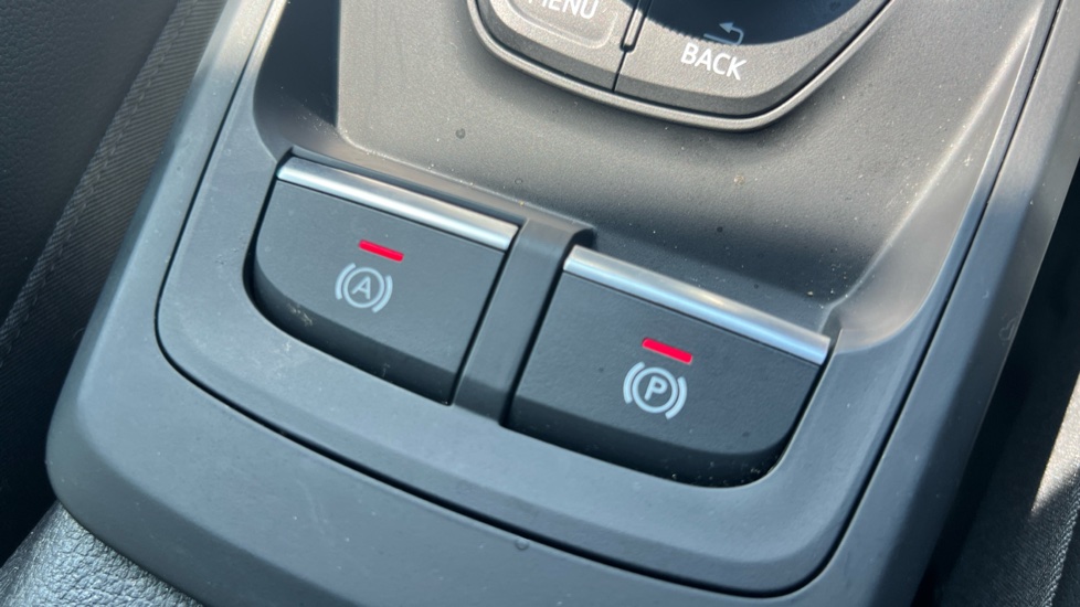 Audi Q2 35 TFSI S Line 5dr S Tronic Petrol Estate - Image 30
