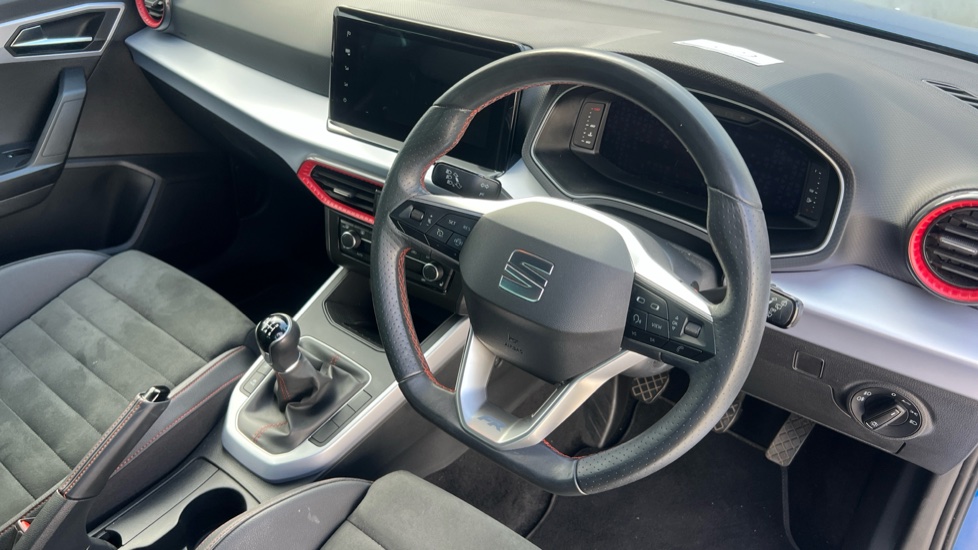SEAT Arona 1.0 TSI 110 FR Sport 5dr Petrol Hatchback - Image 11