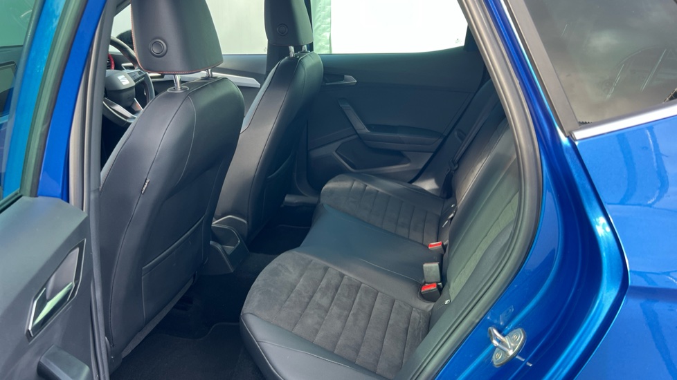 SEAT Arona 1.0 TSI 110 FR Sport 5dr Petrol Hatchback - Image 16