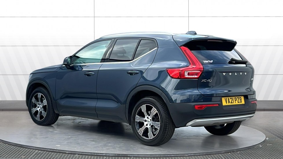 Volvo XC40 2.0 B4P Inscription 5dr AWD Auto Petrol Estate - Image 2