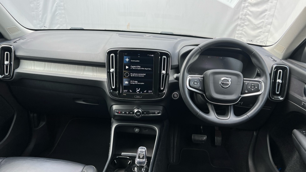 Volvo XC40 2.0 B4P Inscription 5dr AWD Auto Petrol Estate - Image 10