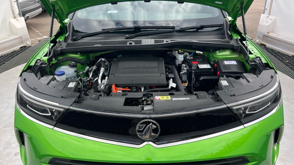 Vauxhall Mokka 100kW Ultimate 50kWh 5dr Auto Electric Hatchback - Image 8