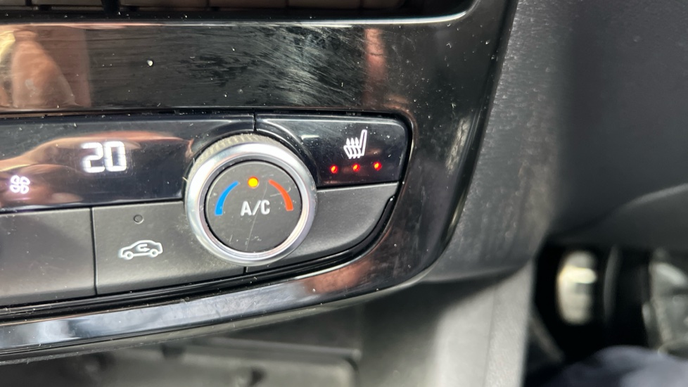 Vauxhall Mokka 100kW Ultimate 50kWh 5dr Auto Electric Hatchback - Image 30