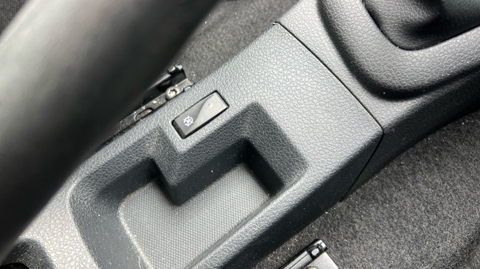Dacia Sandero Stepway 0.9 TCe Essential 5dr Petrol Hatchback - Image 26