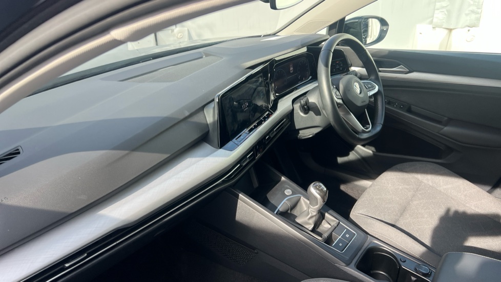 Volkswagen Golf 1.5 TSI Life 5dr Petrol Hatchback - Image 9
