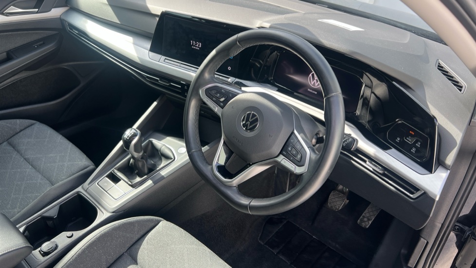 Volkswagen Golf 1.5 TSI Life 5dr Petrol Hatchback - Image 11