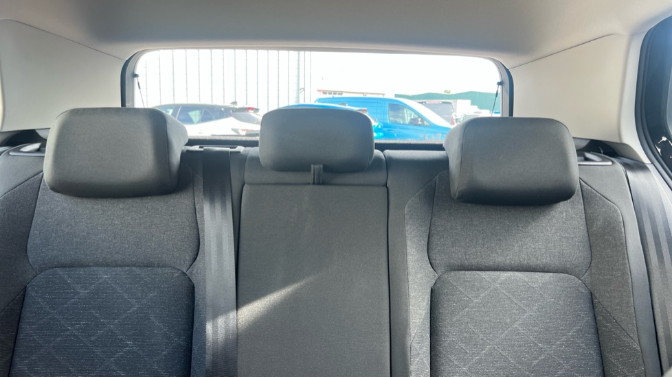 Volkswagen Golf 1.5 TSI Life 5dr Petrol Hatchback - Image 15