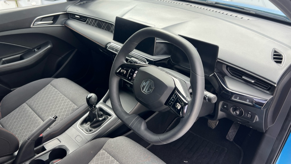 MG MG3 1.5 SE 5dr Petrol Hatchback - Image 11