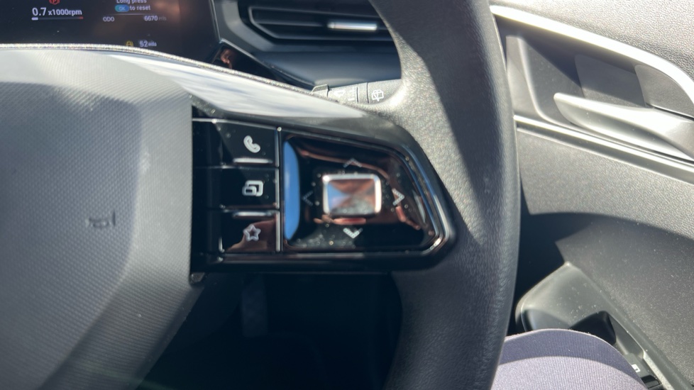 MG MG3 1.5 SE 5dr Petrol Hatchback - Image 31