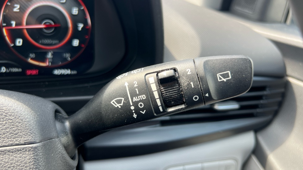 Hyundai BAYON 1.0 TGDi 48V MHEV Ultimate 5dr DCT Petrol Hatchback - Image 35