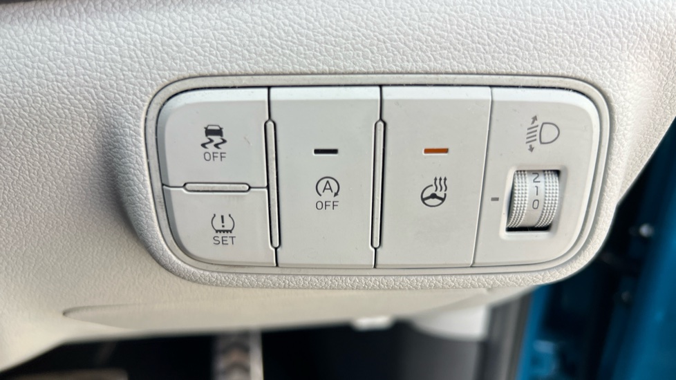 Hyundai BAYON 1.0 TGDi 48V MHEV Ultimate 5dr DCT Petrol Hatchback - Image 36