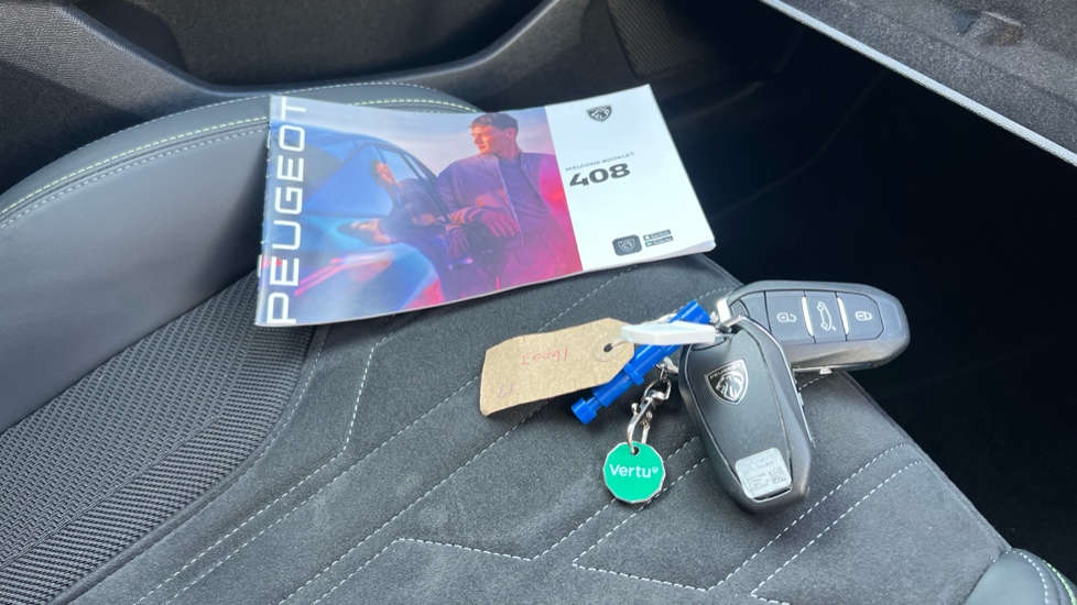Peugeot 408 1.2 PureTech GT 5dr EAT8 Petrol Hatchback - Image 19