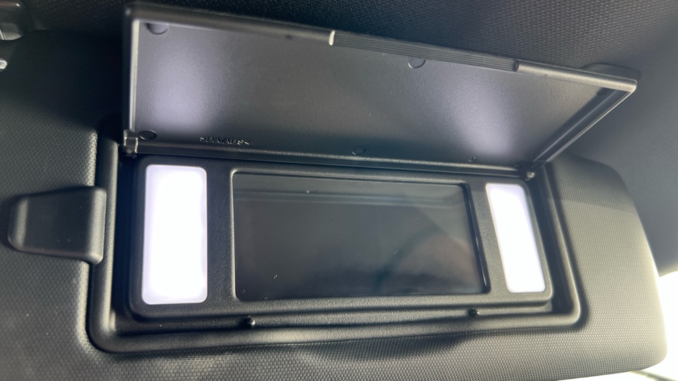 Peugeot 408 1.2 PureTech GT 5dr EAT8 Petrol Hatchback - Image 32