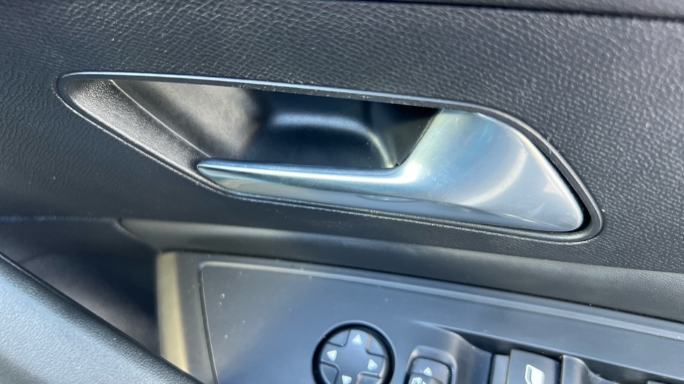 Peugeot 408 1.2 PureTech GT 5dr EAT8 Petrol Hatchback - Image 38