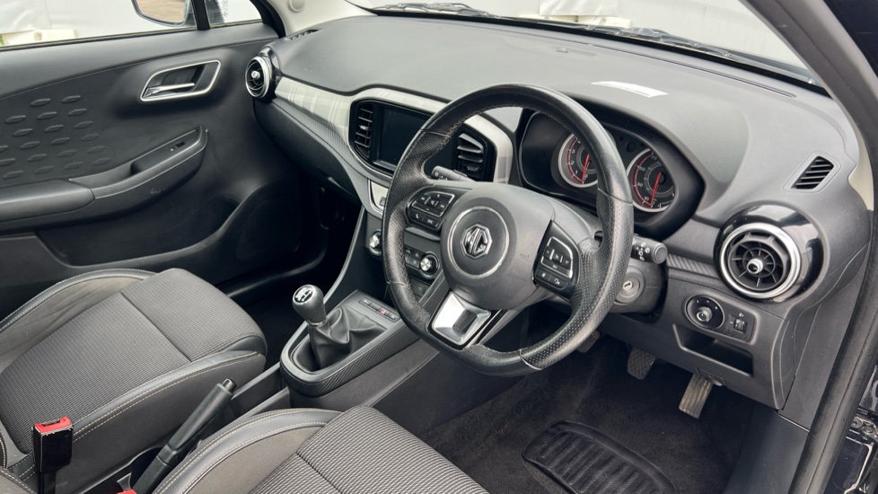 MG MG3 1.5 VTi-TECH Exclusive 5dr [Navigation] Petrol Hatchback - Image 11